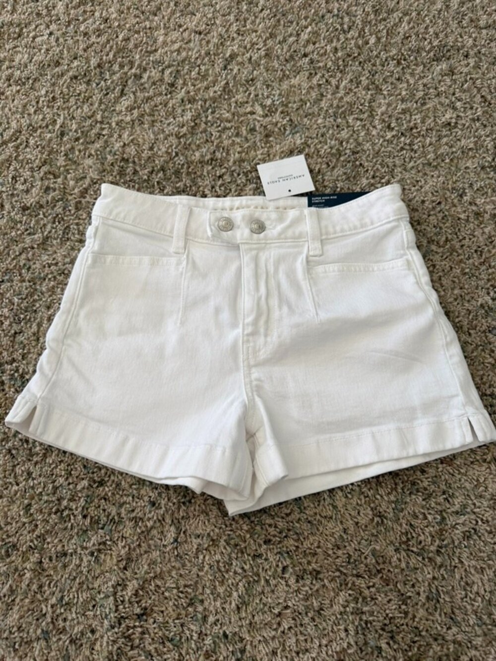 American Eagle Super High Rise Stretch Mom Shorts White Sz 25 NWT